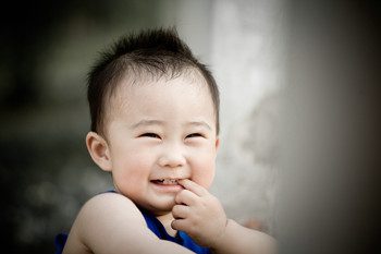 宝宝咬唇吸手 妈咪可以这么做-安全技术质量